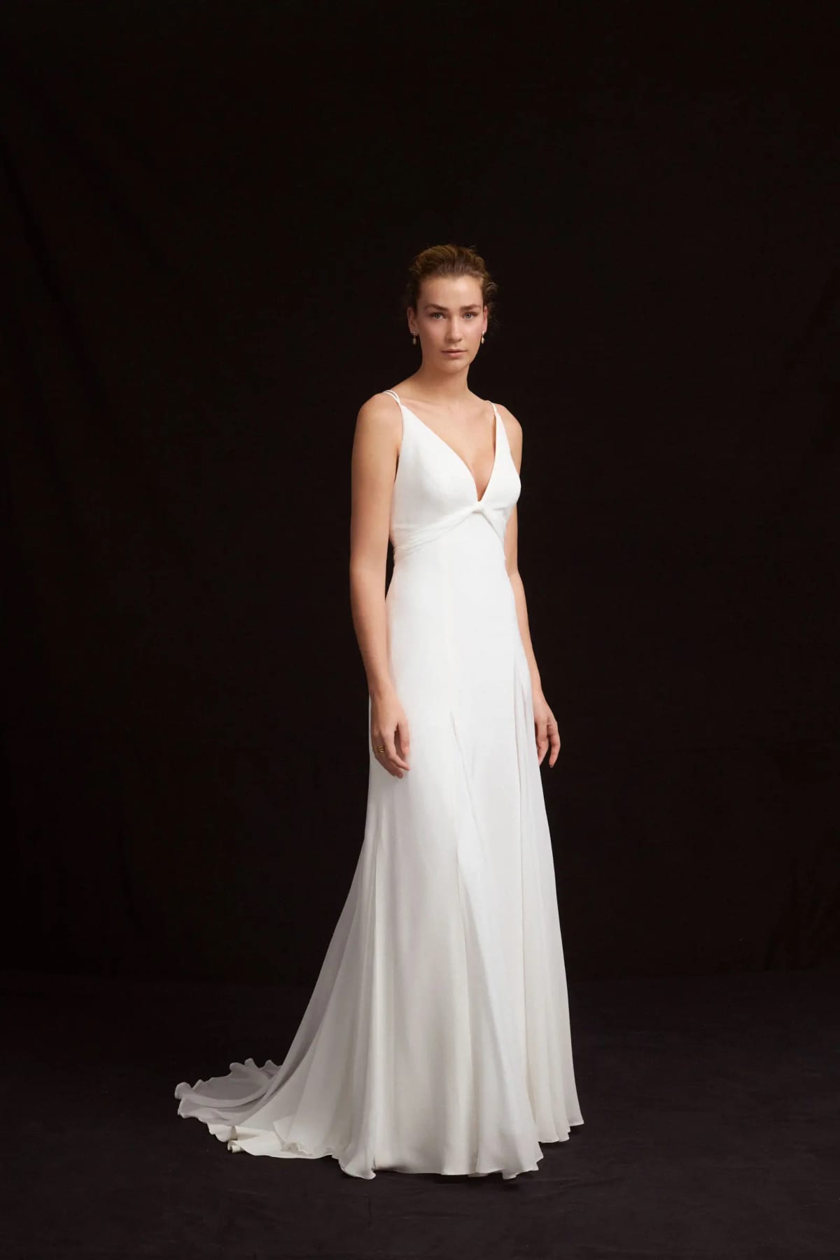 robe de mariée Carta Branca disponible chez Melody Nelson à Erpent, Namur, Belgique