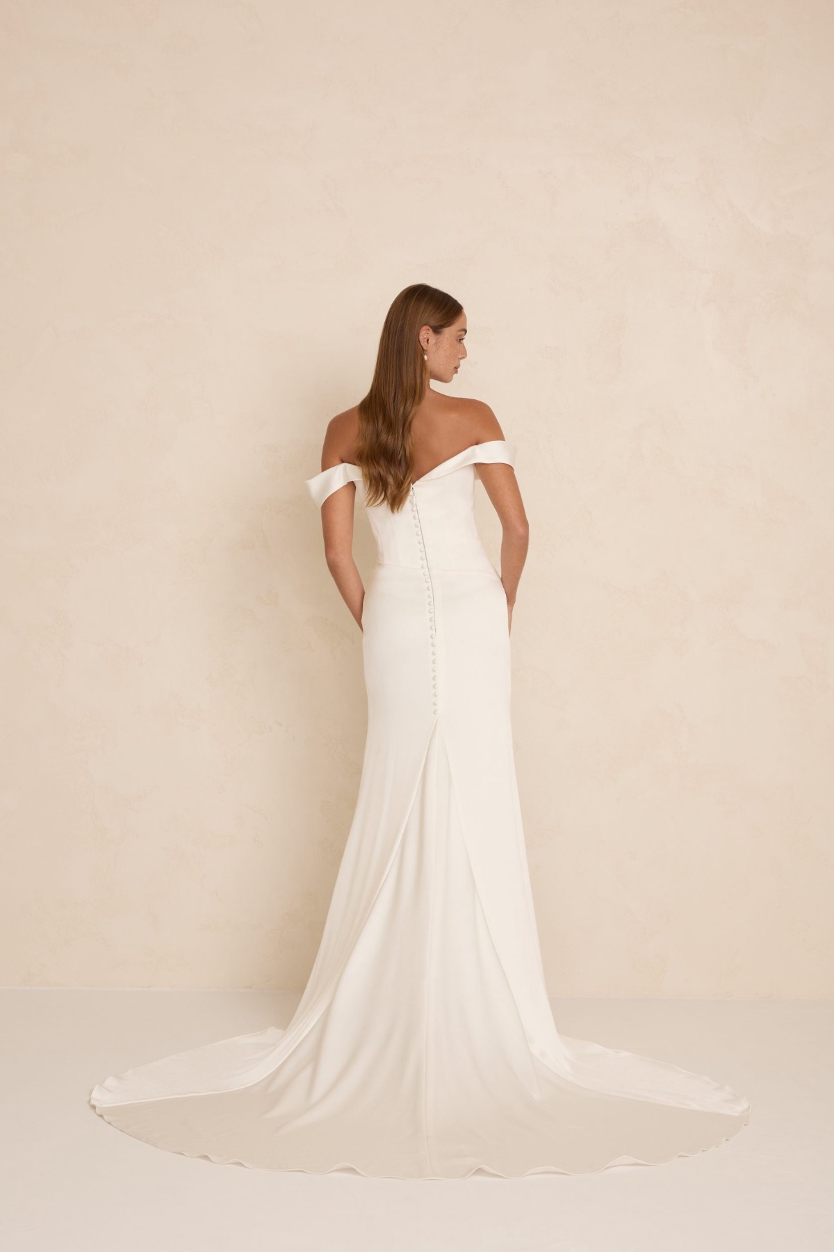 robe de mariée Made with Love disponible chez Melody Nelson à Erpent, Namur, Belgique