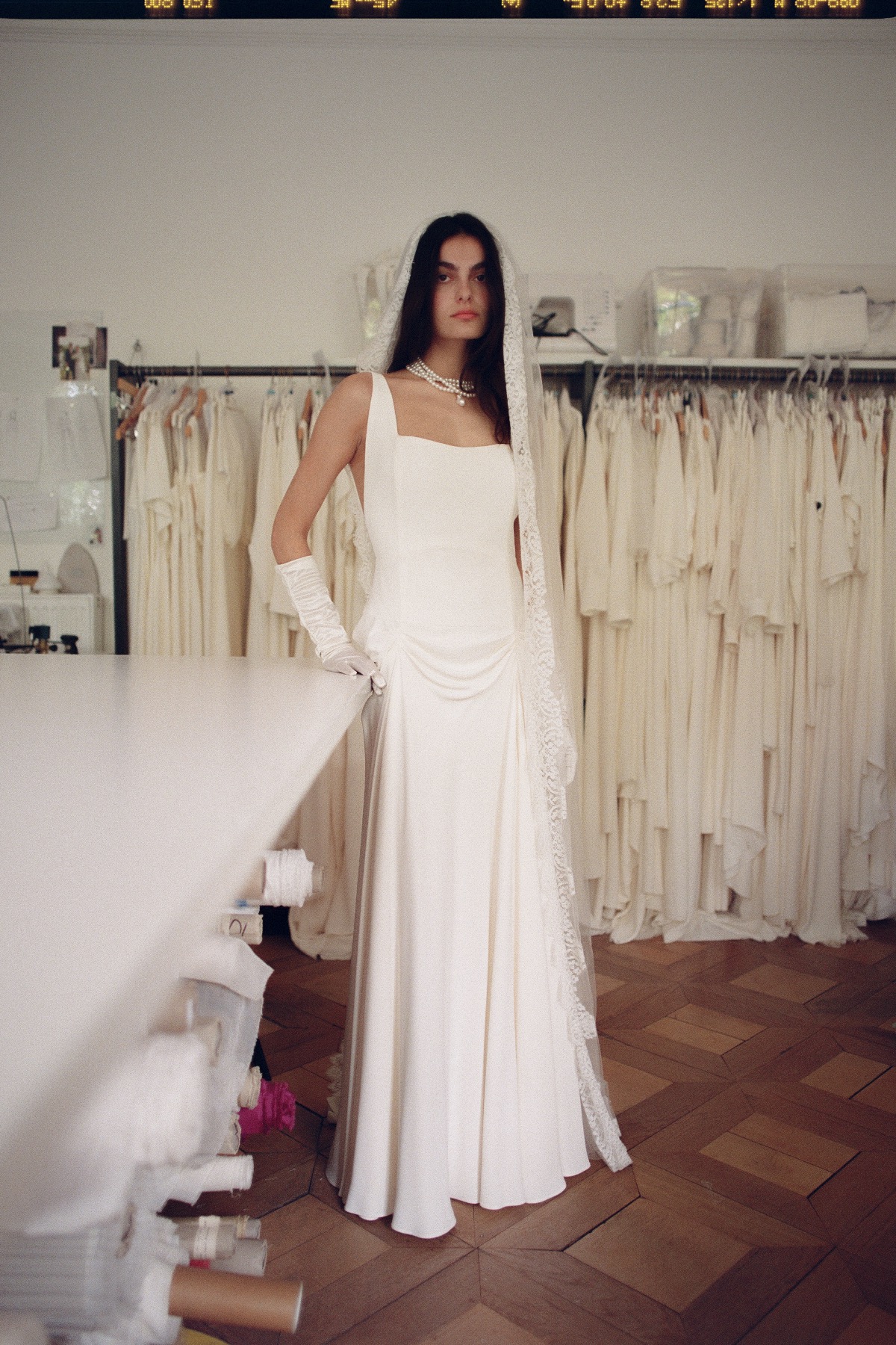 robe de mariée Halfpenny London disponible chez Melody Nelson à Erpent, Namur, Belgique