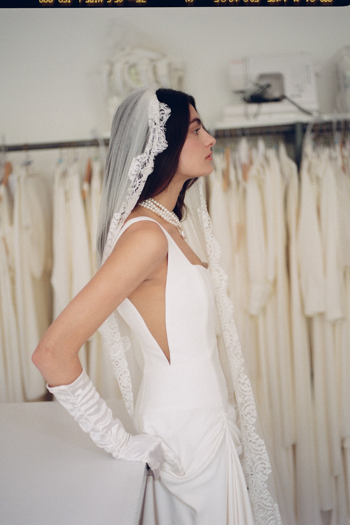 robe de mariée Halfpenny London disponible chez Melody Nelson à Erpent, Namur, Belgique